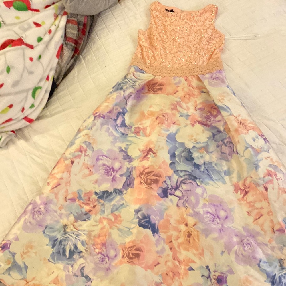 Girl dress Beautiful